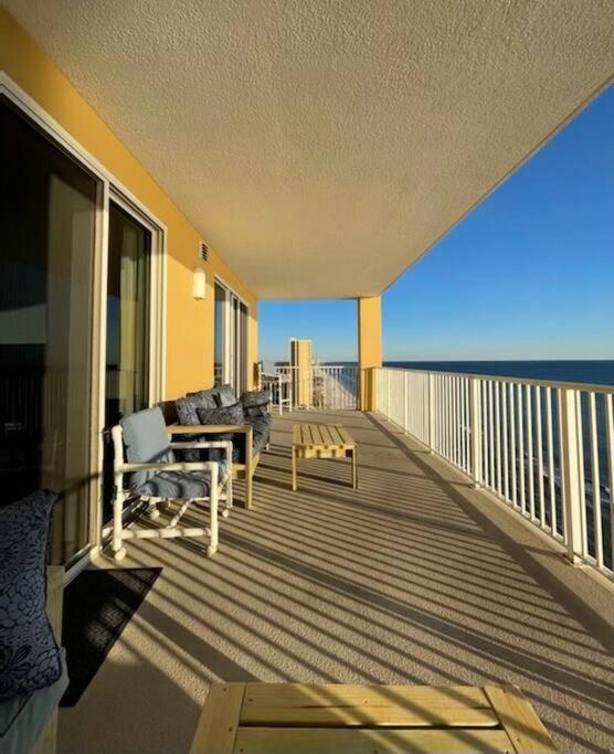 Tropic Winds 1701 Premium Corner Unit With 2 Parkings! Free Beach Chairs Service! Panama City Beach Dış mekan fotoğraf
